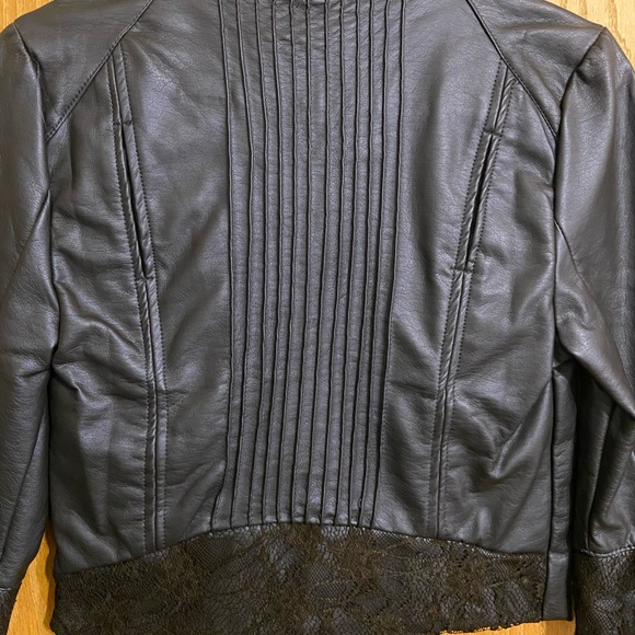 Jacket - Picture 2 of 6